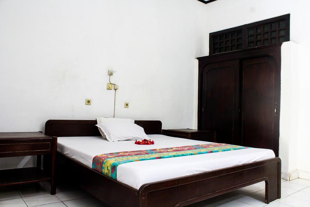 Berlian Inn Kuta Lombok Kültér fotó