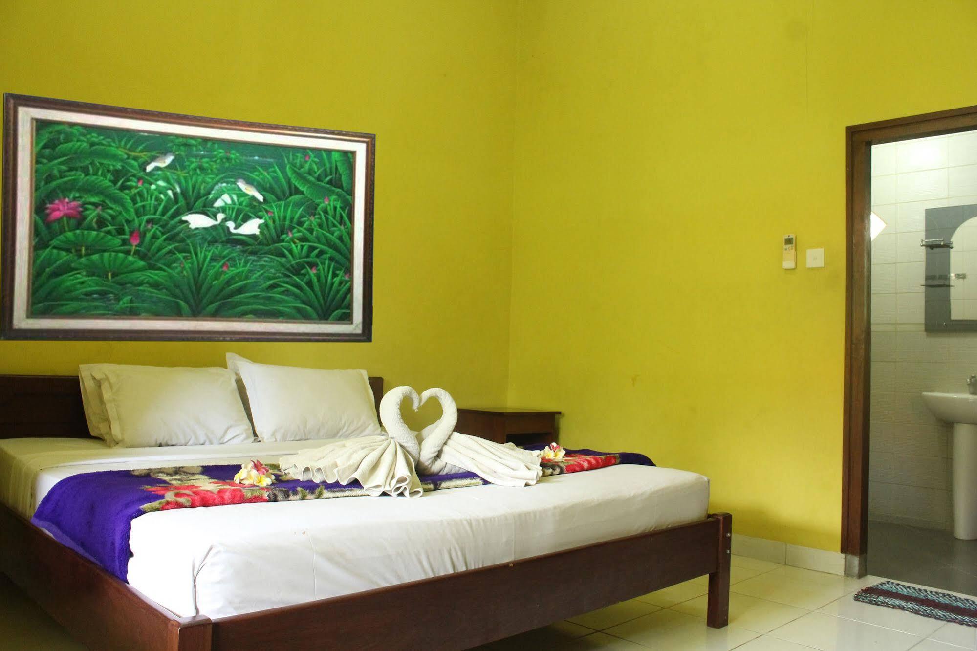 Berlian Inn Kuta Lombok Kültér fotó