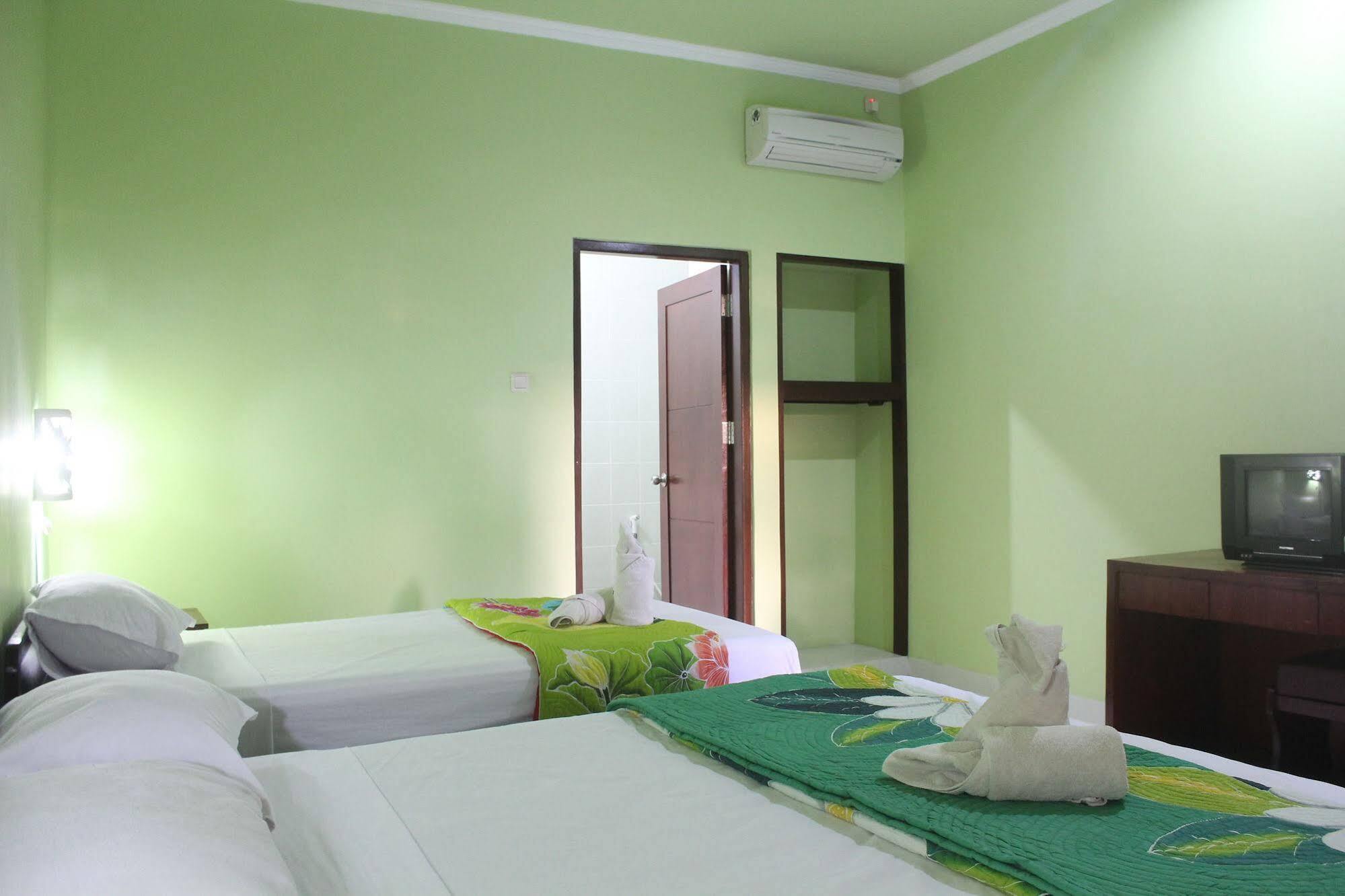 Berlian Inn Kuta Lombok Kültér fotó